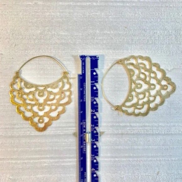 Anthropologie Lace Gold Hoop Earrings - Picture 2 of 3